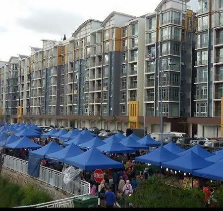 Barrington Square 2 Rooms Apartment At Golden Hill Night Market Бринчанг Экстерьер фото